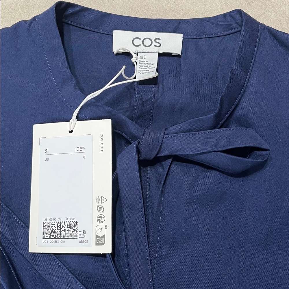 New COS Gathered the Detail Dress - Picture 4 of 5